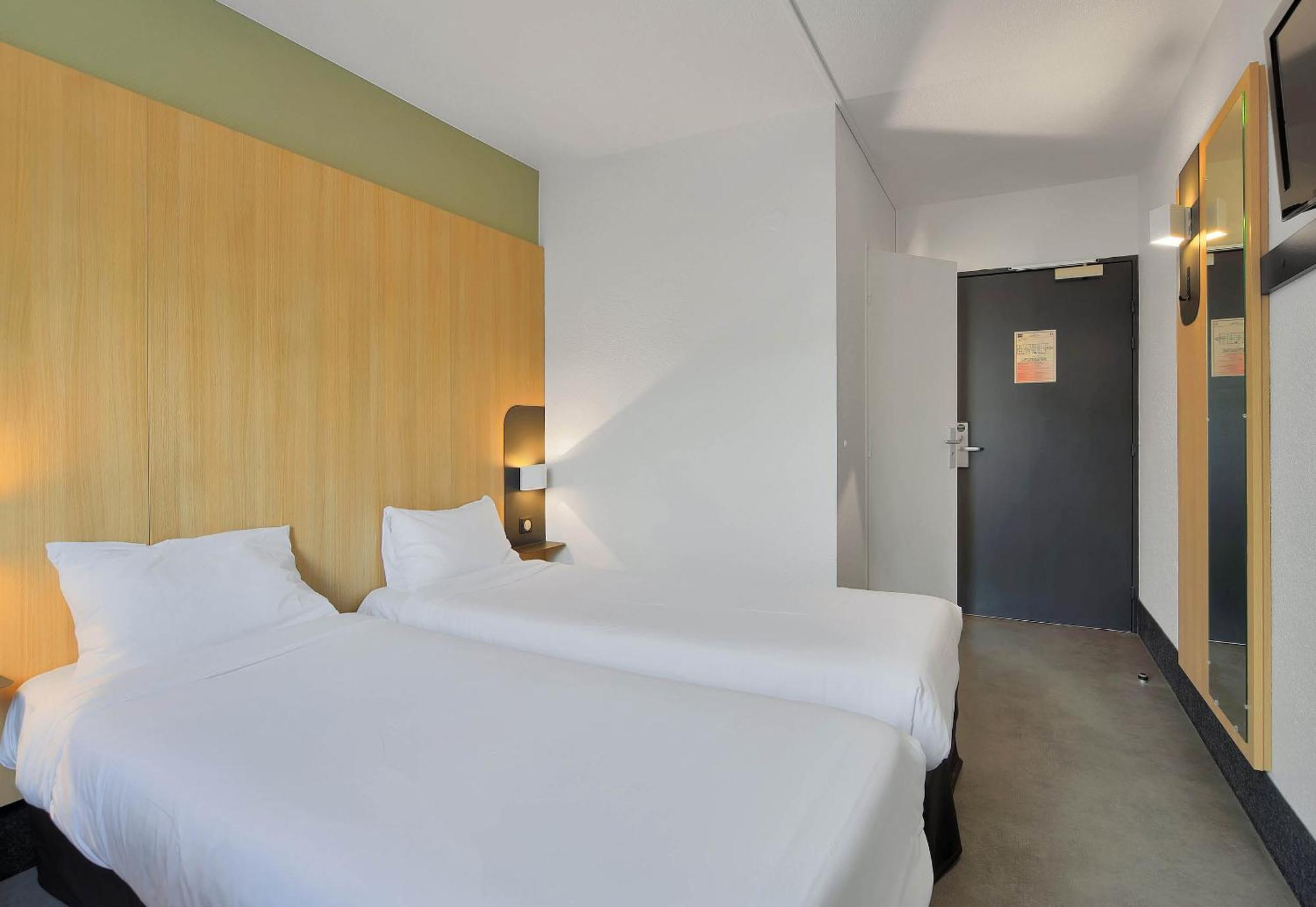 B&B Hotel Le Treport Friville Екстер'єр фото